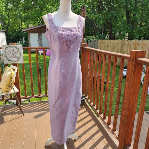 Jeanne Alesander Elegant Lavender Sleeveless Formal Dress Size 8 - Picture 7 of 12